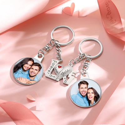 Custom Photo Couple Keychain Round Shaped Pendant Creative Keychain Gift for Love
